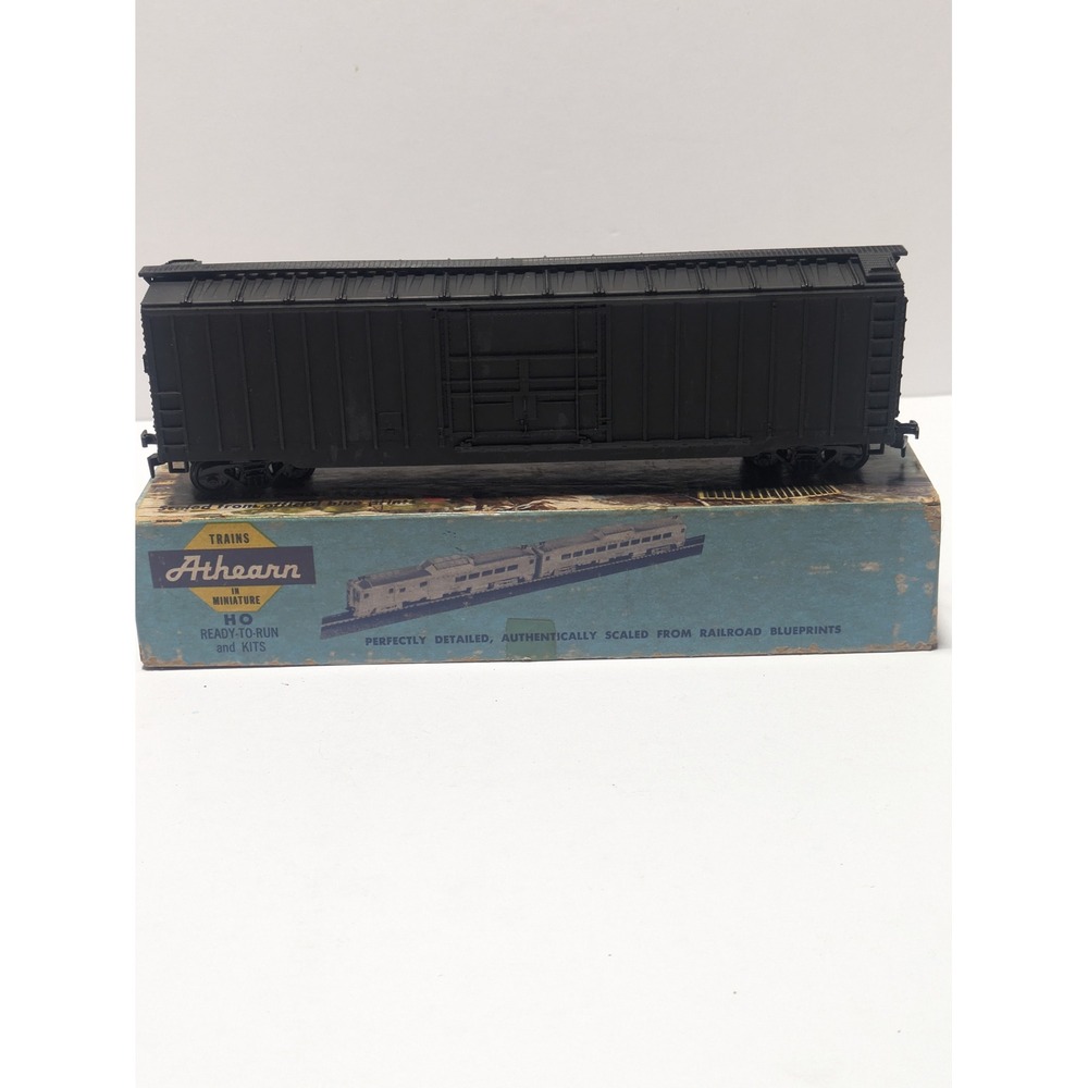 Athearn 1336 Vintage HO Scale 50' Undecorated Boxcar Black